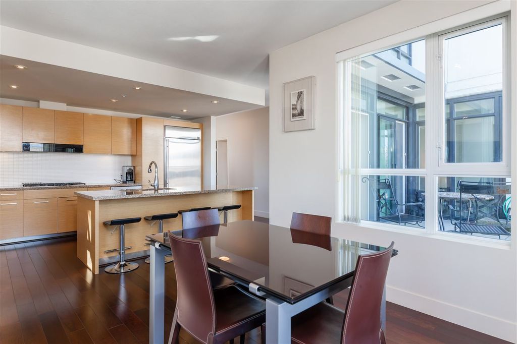 listing image 1105417801692767545