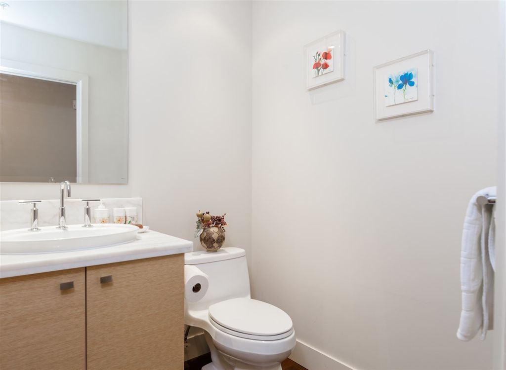 listing image 1108229720158483124