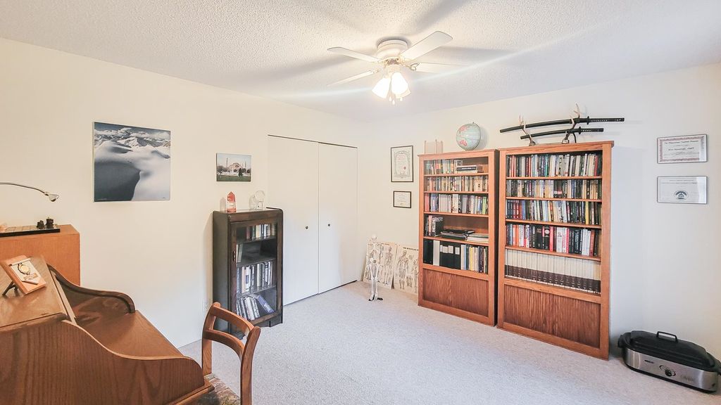listing image 1100054268766958059
