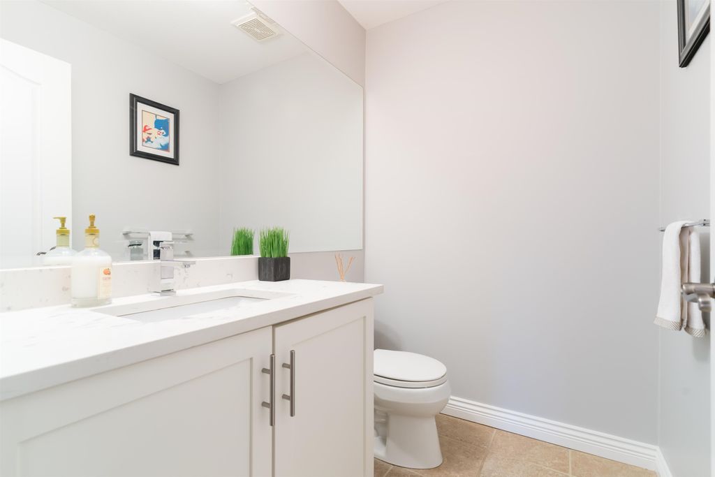 listing image 1105904203934032922
