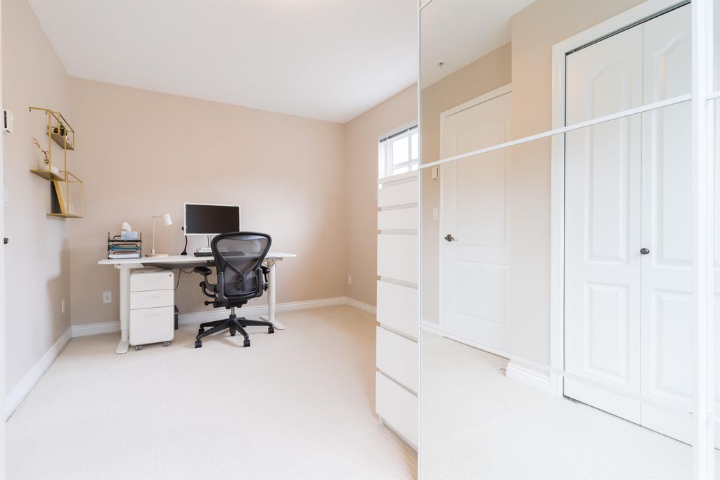 listing image 1105084865547579900