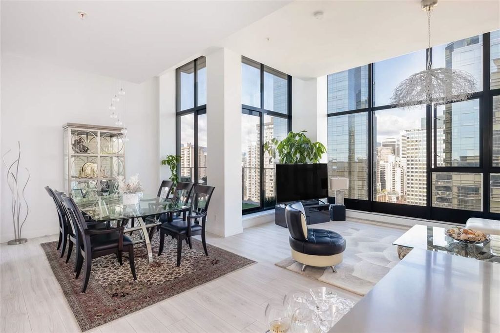 listing image 1105555859523679492