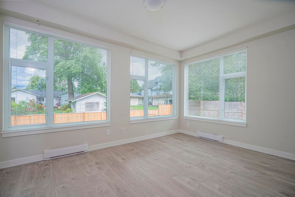 listing image 1107812444655913930