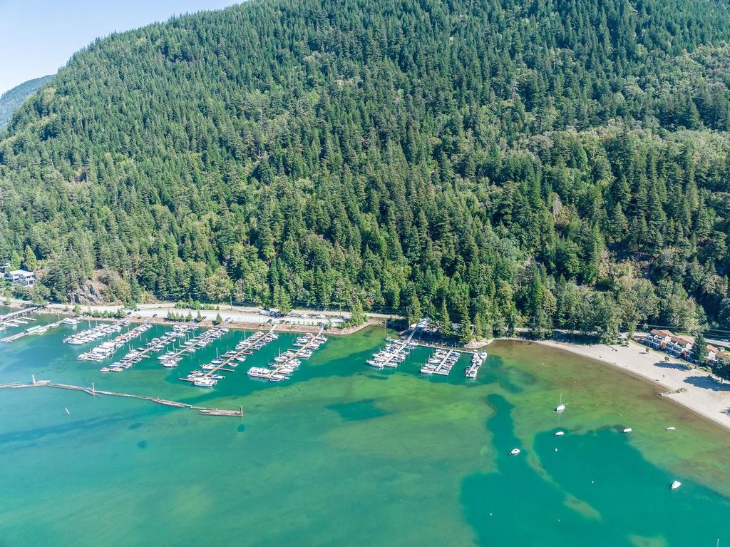 listing image 1108982571116517857