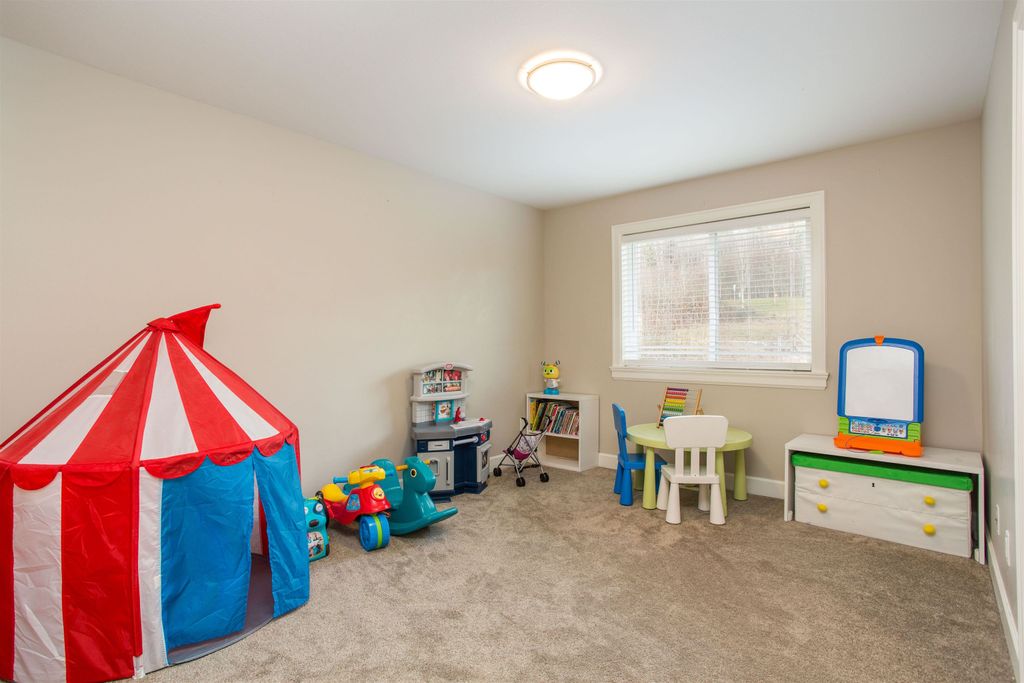 listing image 1103407898542590461