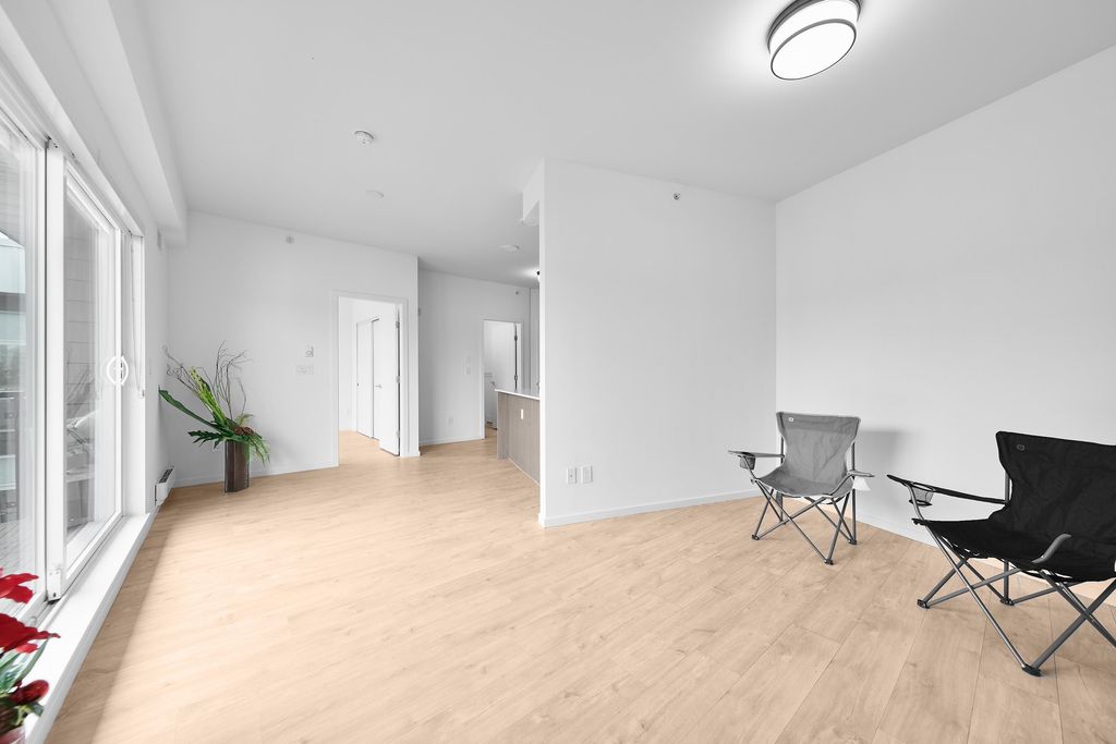 listing image 1100740171782557998