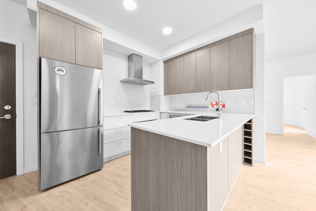 listing image 1102012195362740124