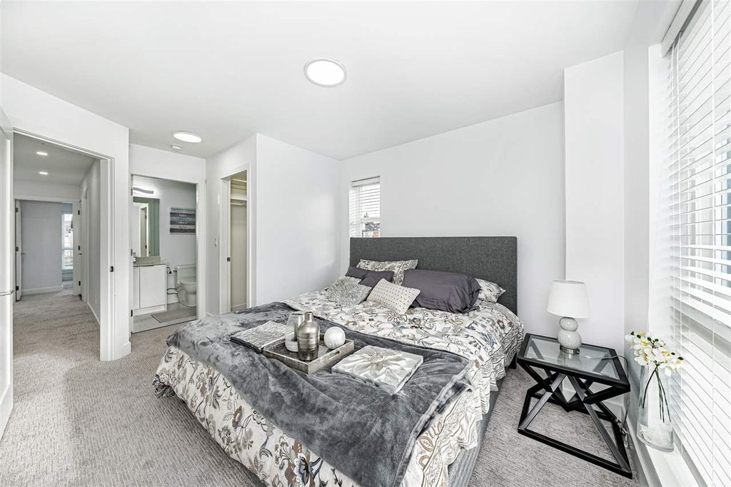 listing image 1100216437994628318