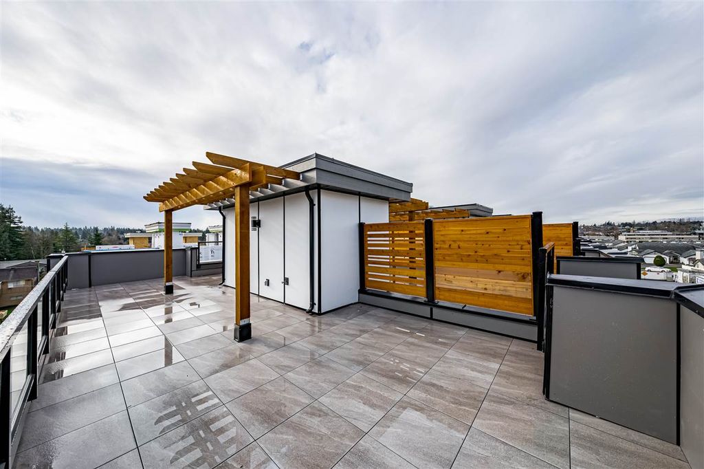 listing image 1109862135419720336