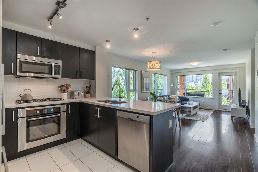 listing image 1108923470627395893