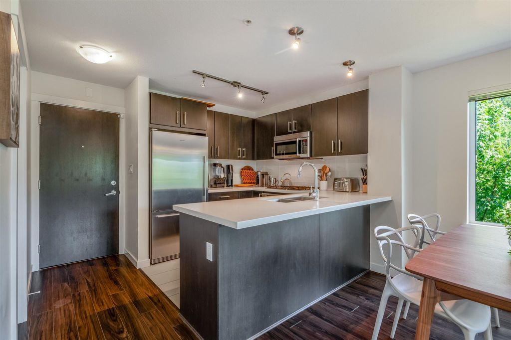 listing image 1108722586841366702