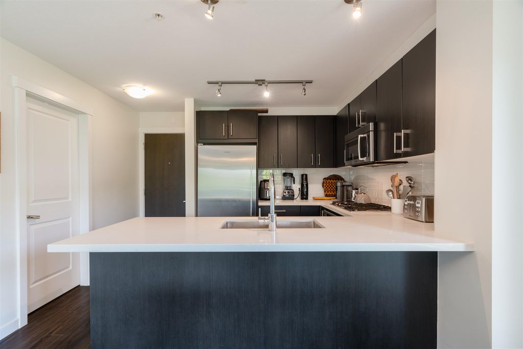 listing image 1107875823112384173