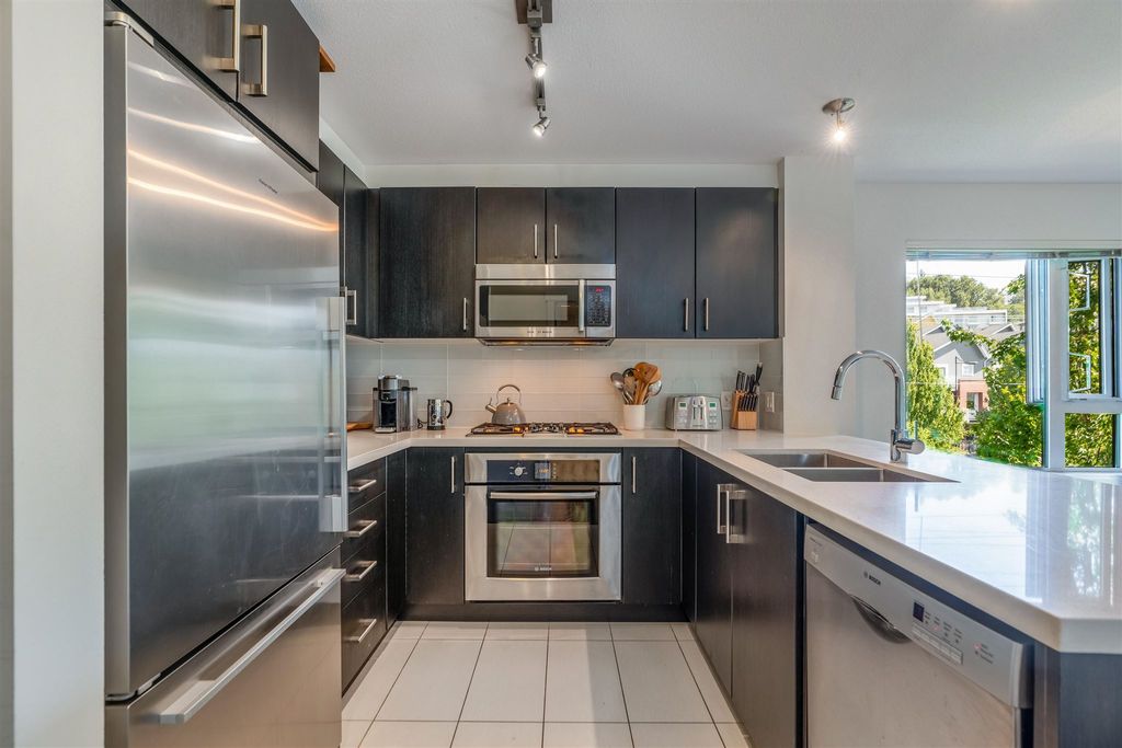 listing image 1107170009555962956
