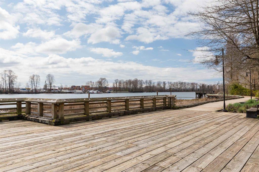listing image 1101594693655706951