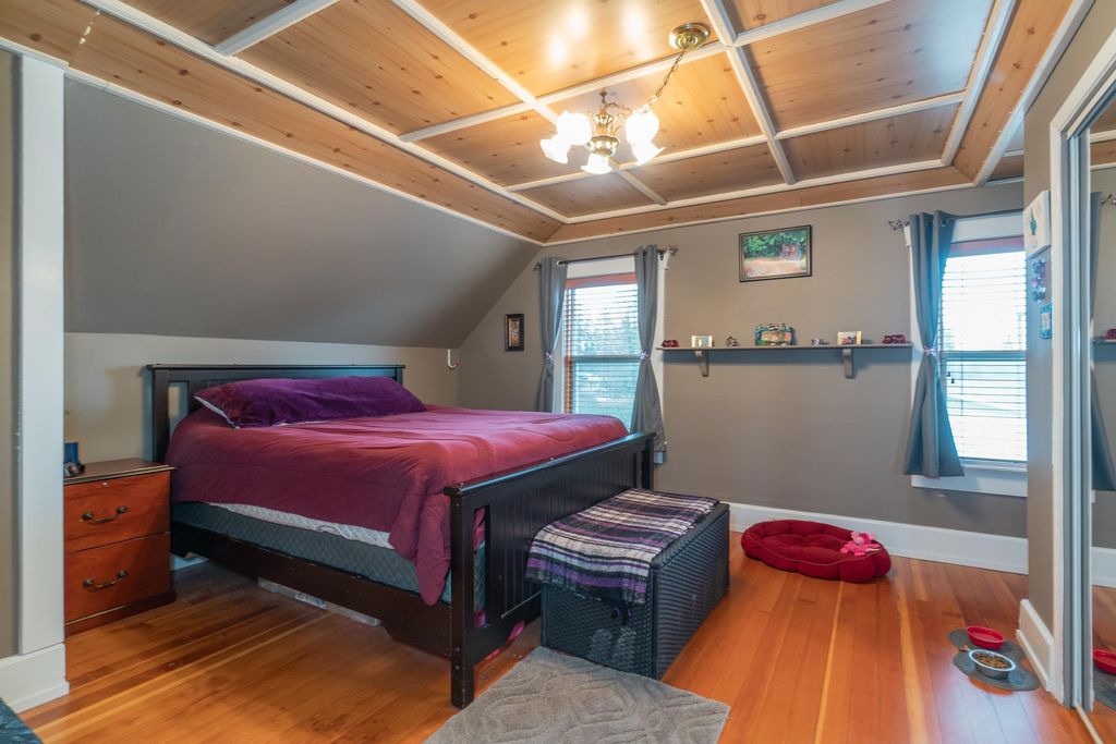 listing image 1105286739598342718