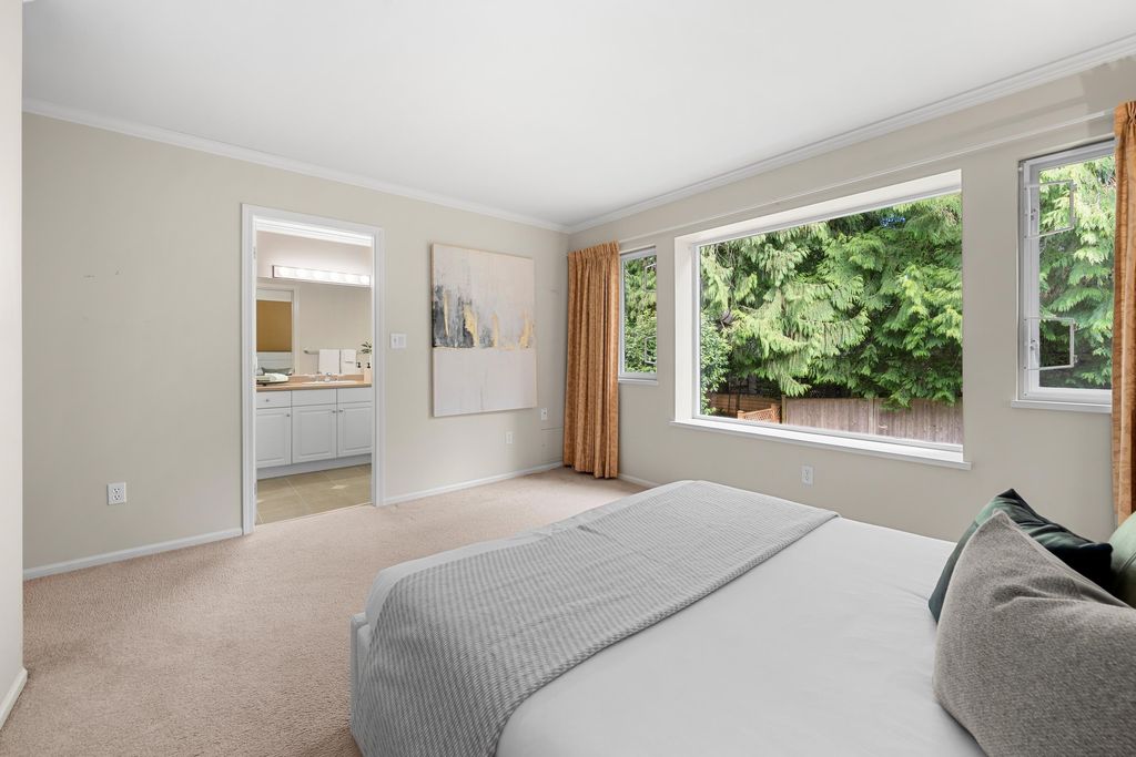 listing image 1108892204282128292