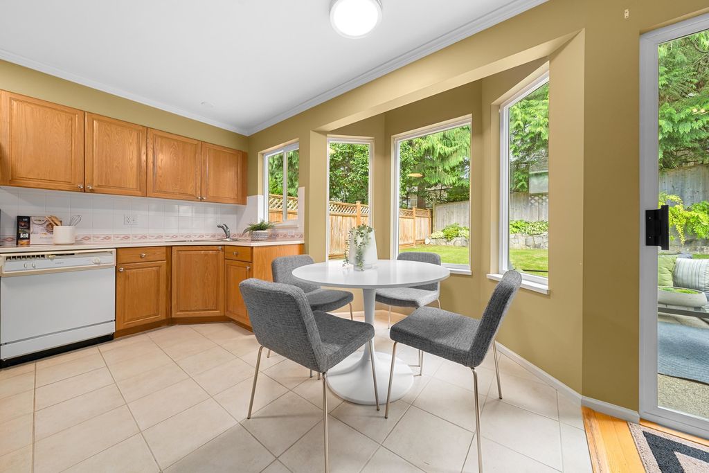 listing image 1103175176711551263