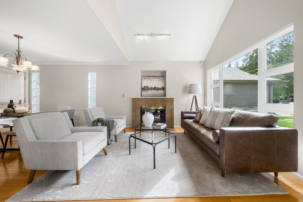 listing image 1107134010062255896