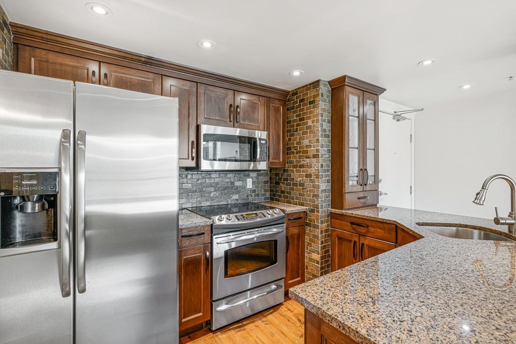 listing image 1109793190797956983