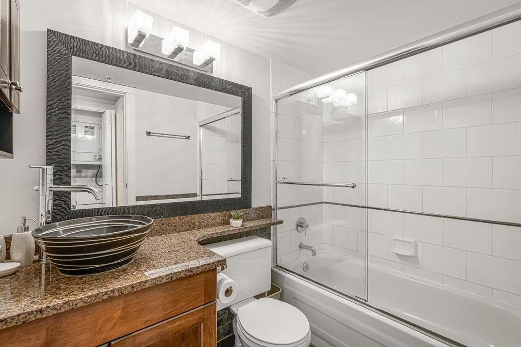 listing image 1100748421883769555