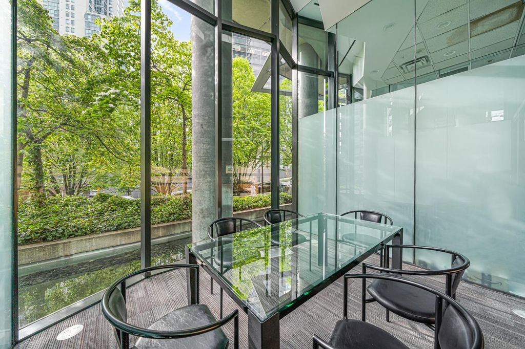 listing image 1105876432487107863