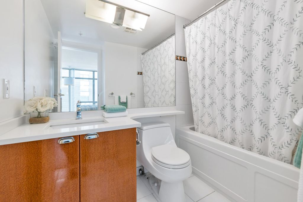 listing image 1106231015747982337