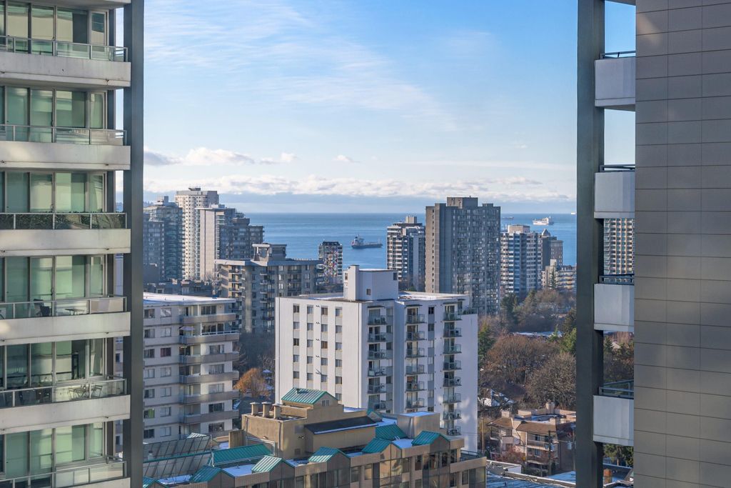 listing image 1102633190510540411