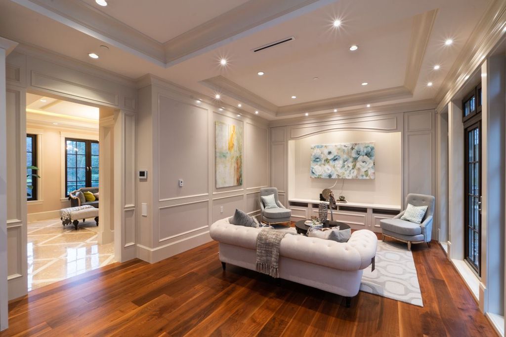 listing image 1107947565173979632