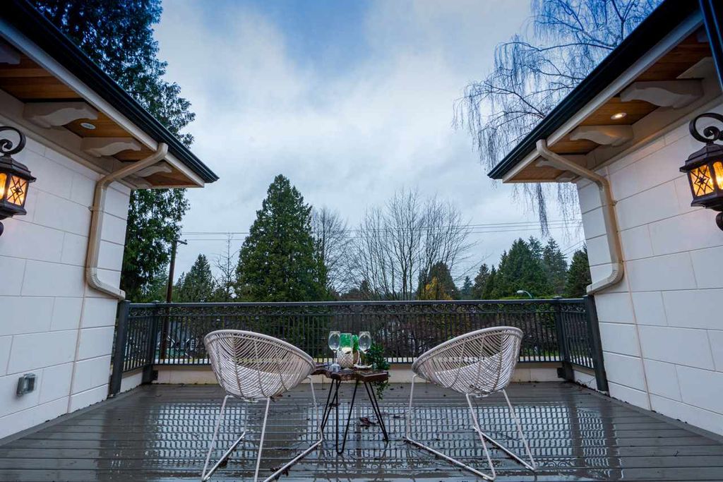 listing image 1100899431570976493