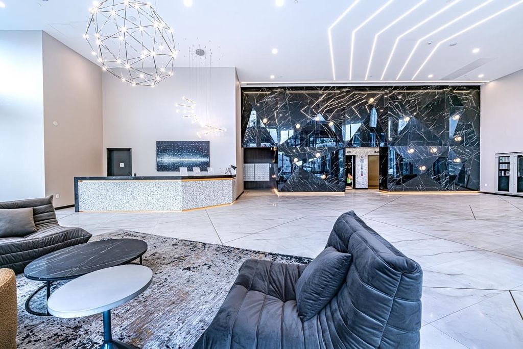 listing image 1103761881187858387