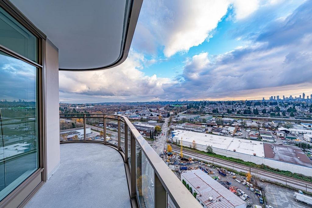 listing image 1109530650192372249