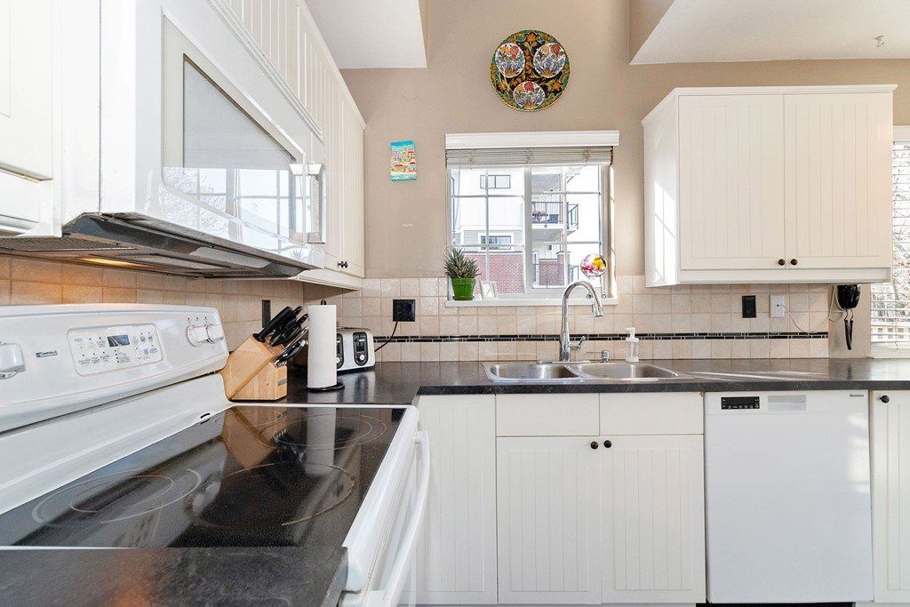 listing image 1105525705809762189