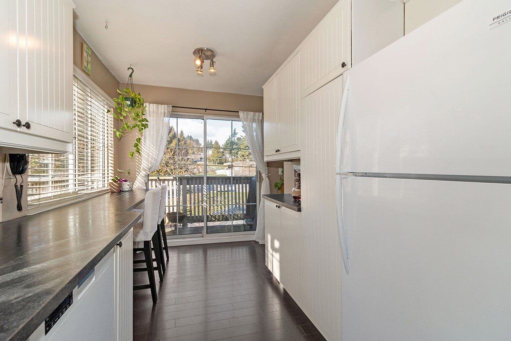 listing image 1104224311249760444