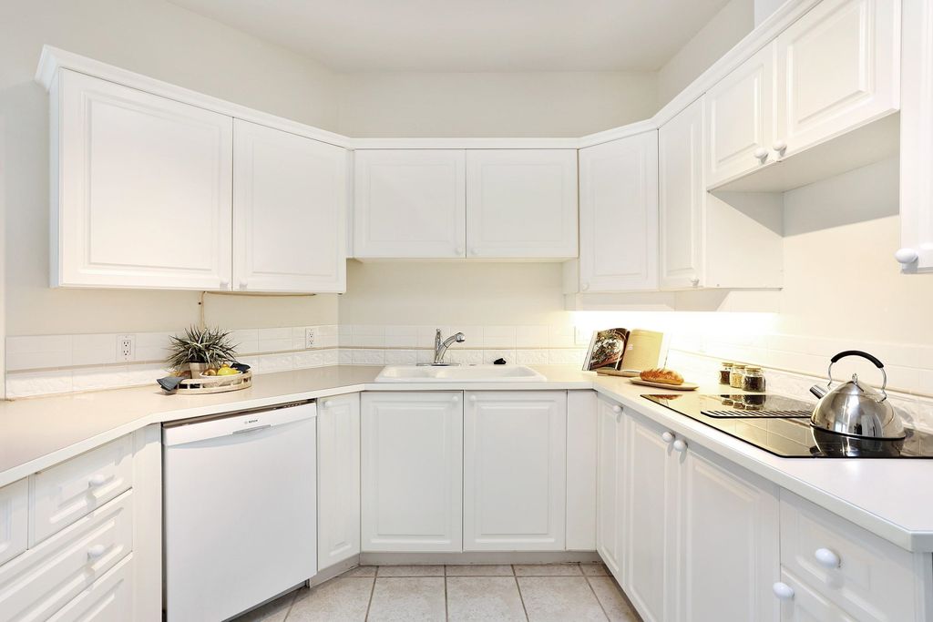 listing image 1108887681822398148