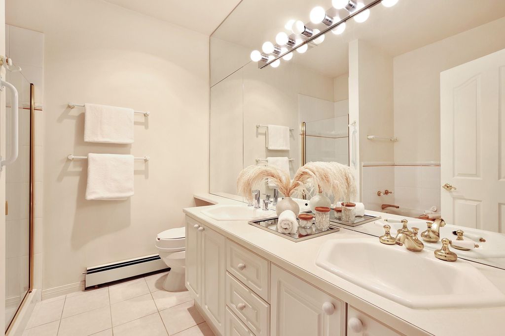 listing image 1104341285620357914