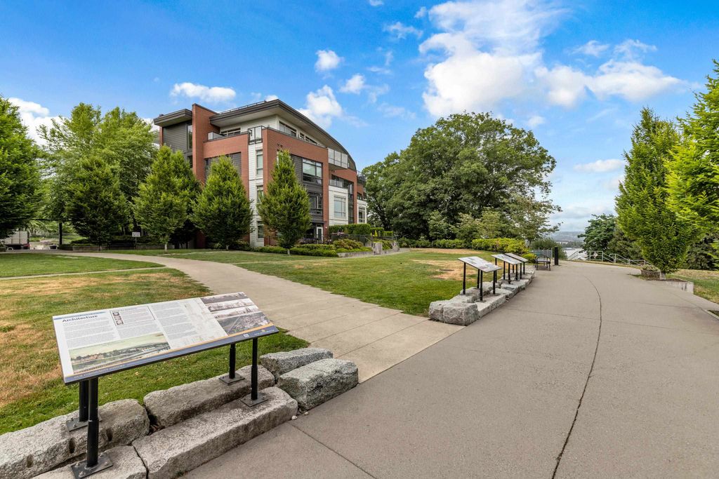 listing image 1107980579468764277