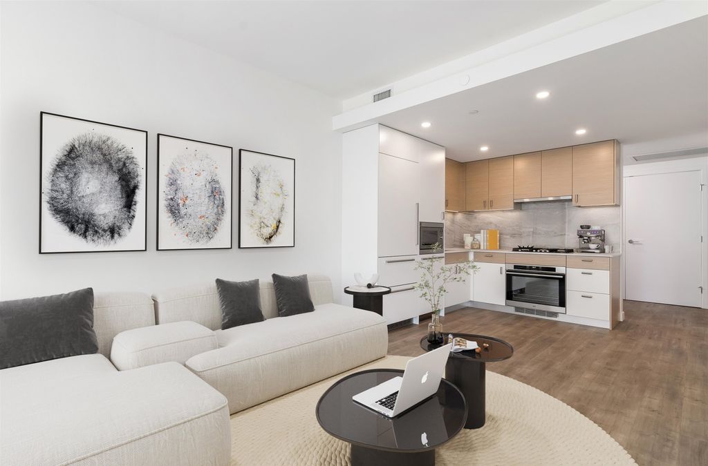 listing image 1107606832416094246