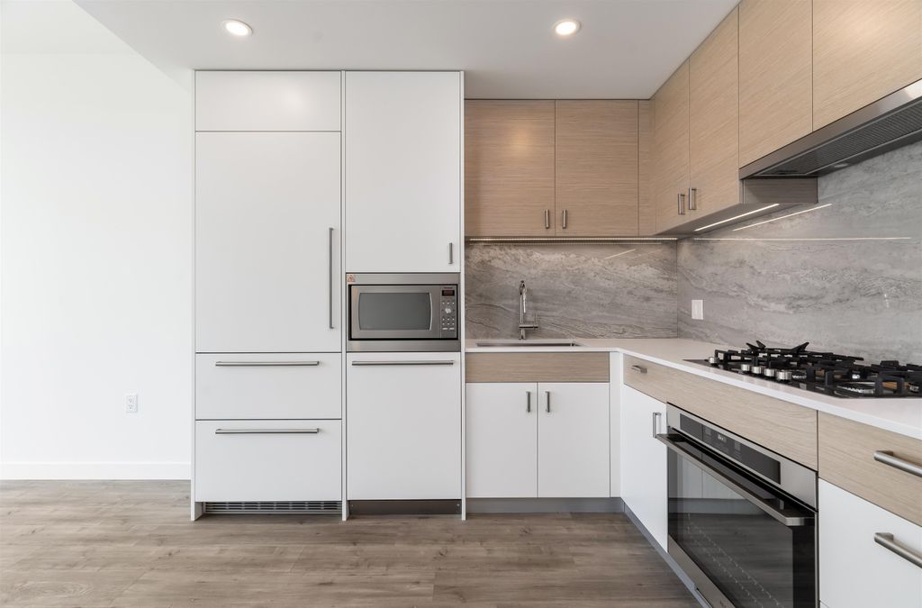 listing image 1105598099118462339