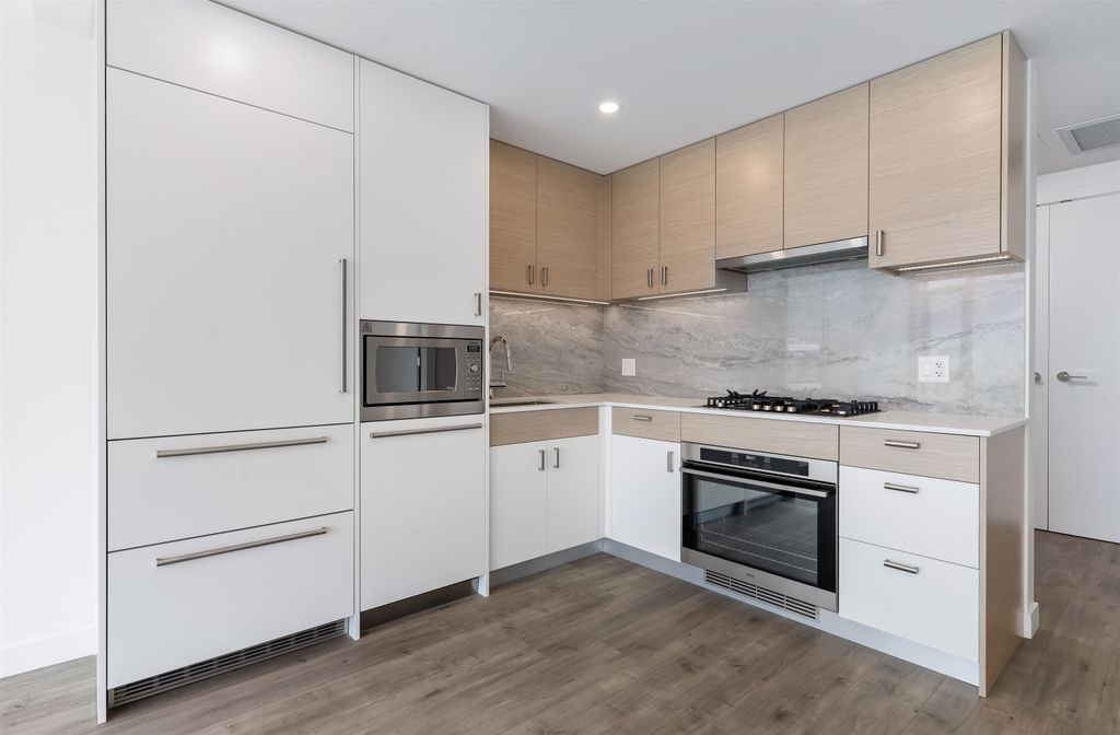 listing image 1104479963983006209