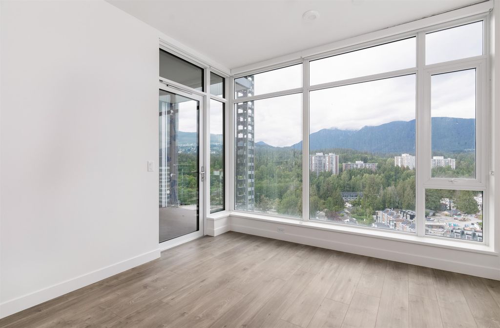listing image 1102066029276685735
