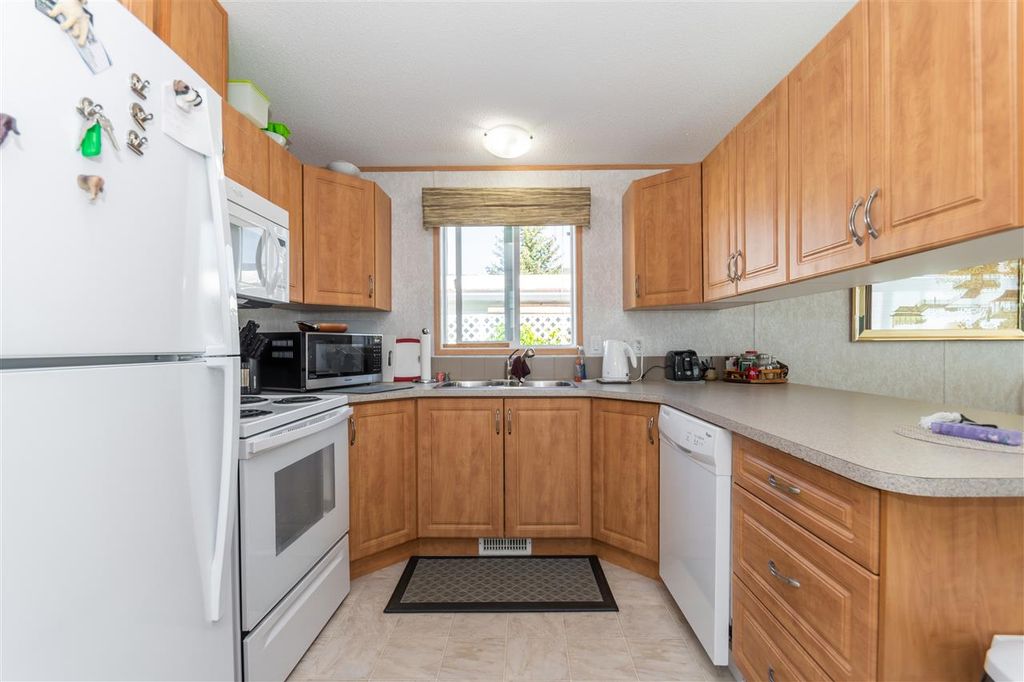 listing image 1106538294834380570