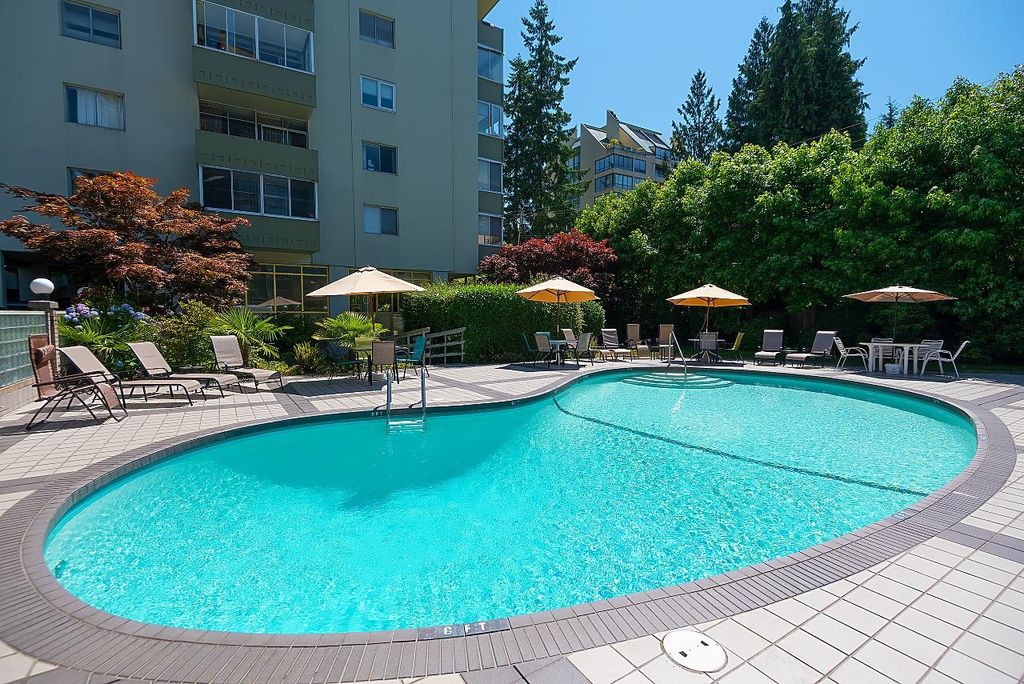 listing image 1101575163083353588