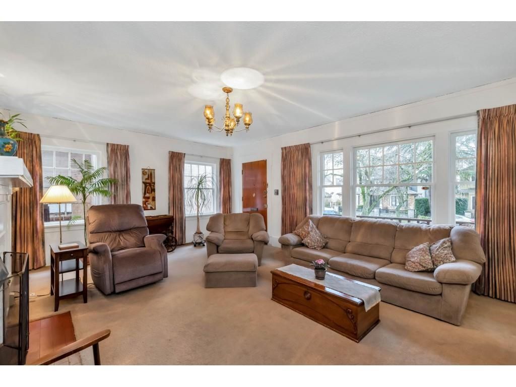 listing image 1104390817228432847