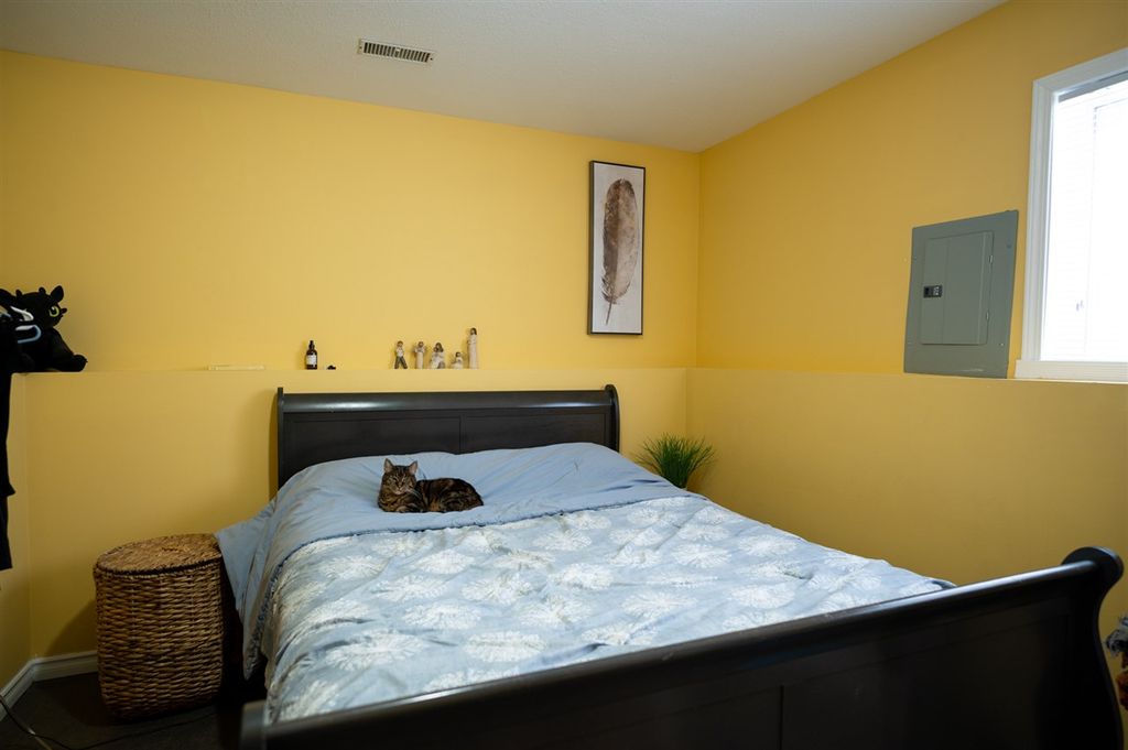 listing image 1104483753932051806