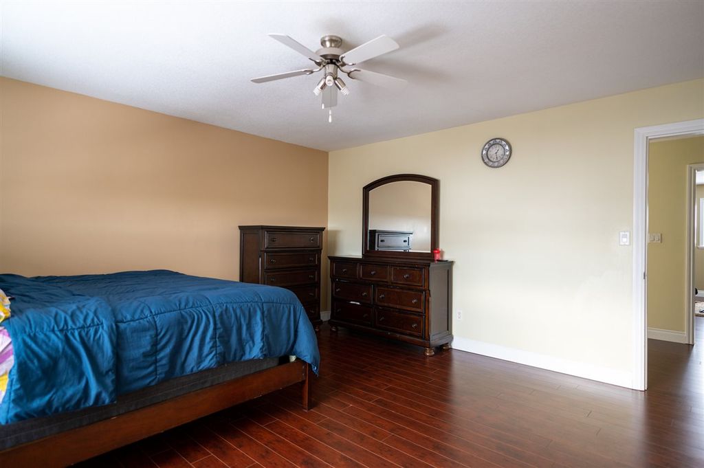 listing image 1100013713738361775
