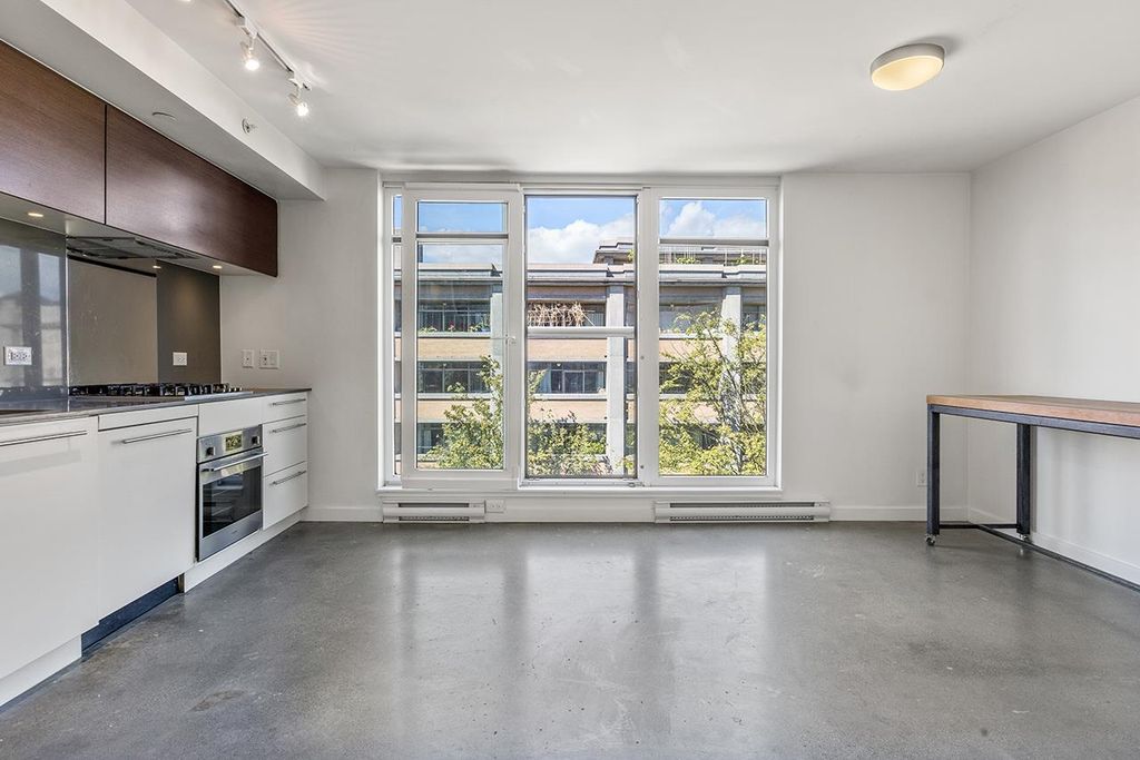 listing image 1101120068351080648