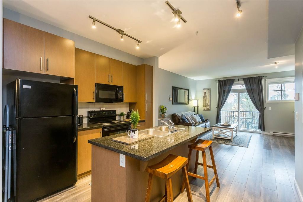listing image 1105474848354848882