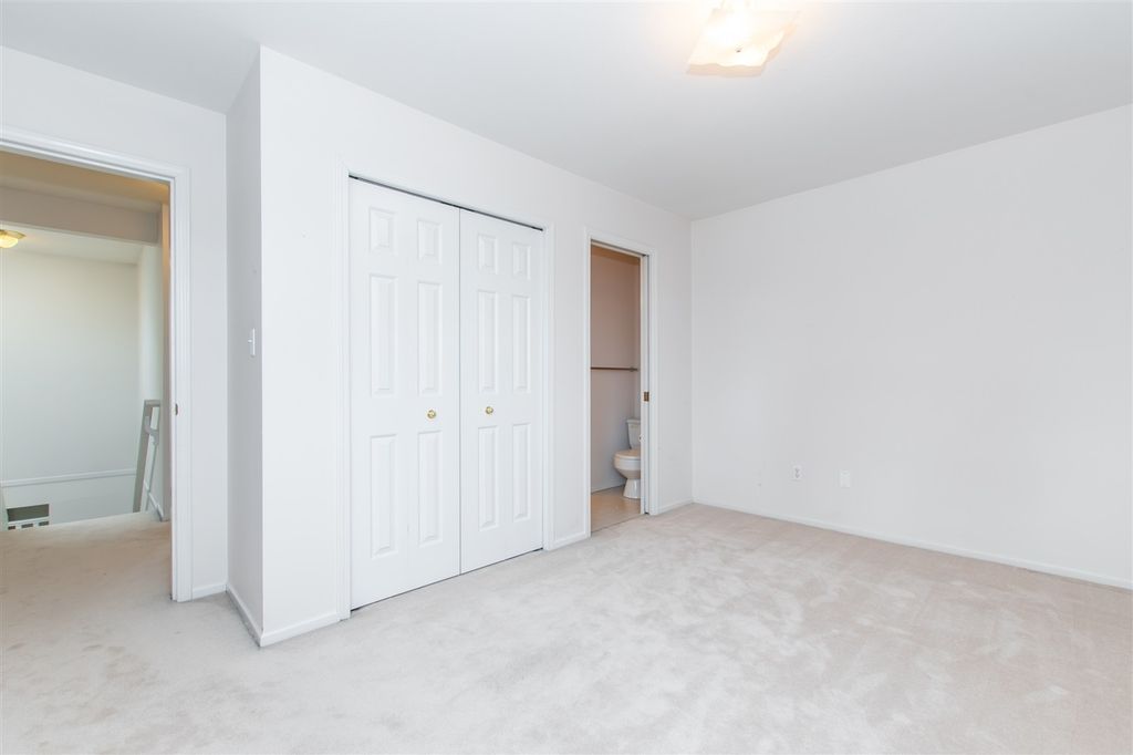 listing image 1101560609113292388