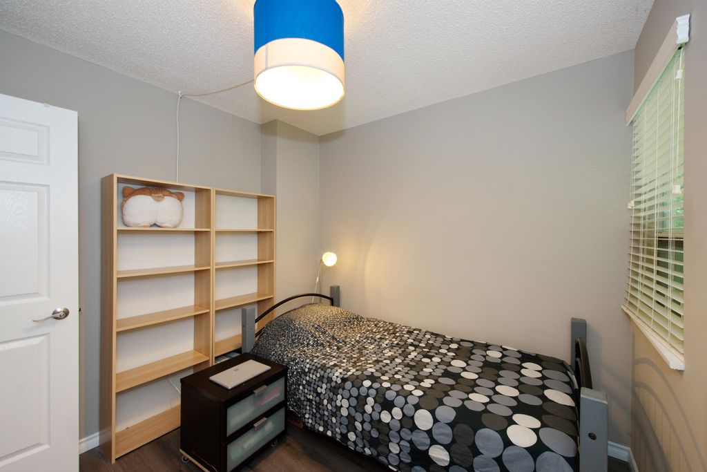 listing image 1107577659104357241