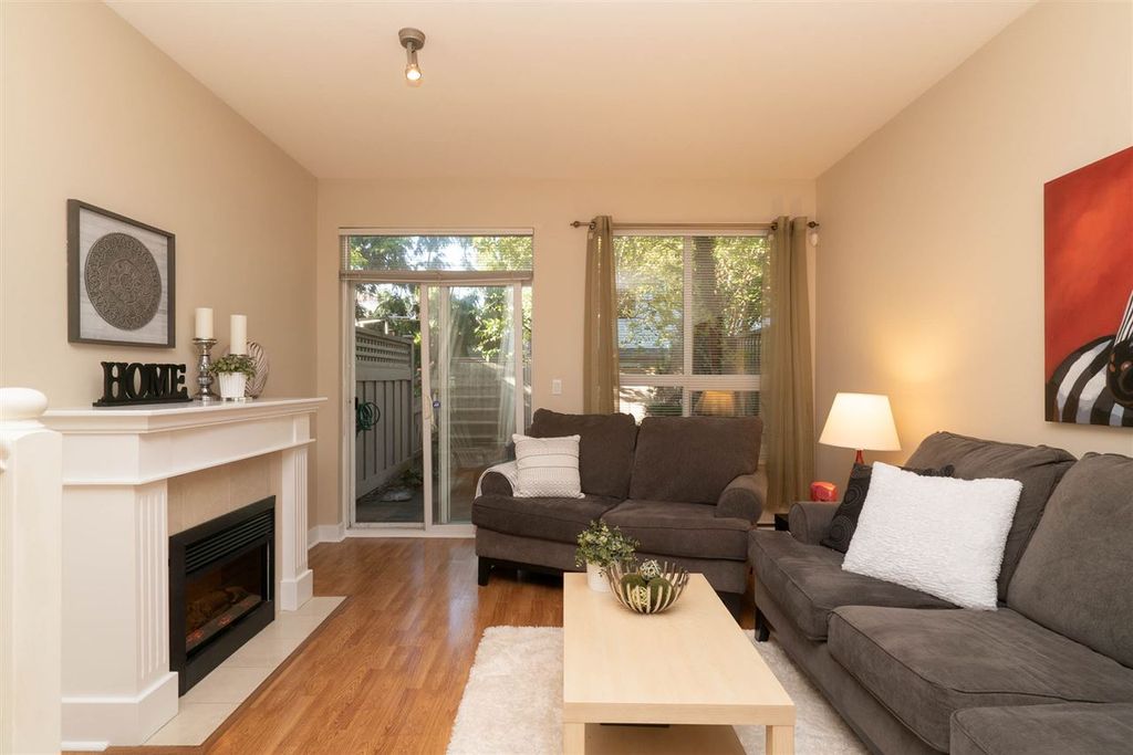 listing image 1109113912764711638